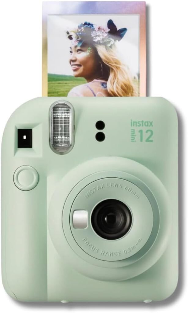 kit câmera instax mini 12 com pack 10 fotos mermaid tail e bolsa verde