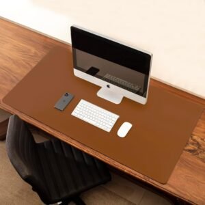 mousepad bullpad em couro sintetico 120x60cm com fundo emborrachado com as bordas costuradas (caramelo)